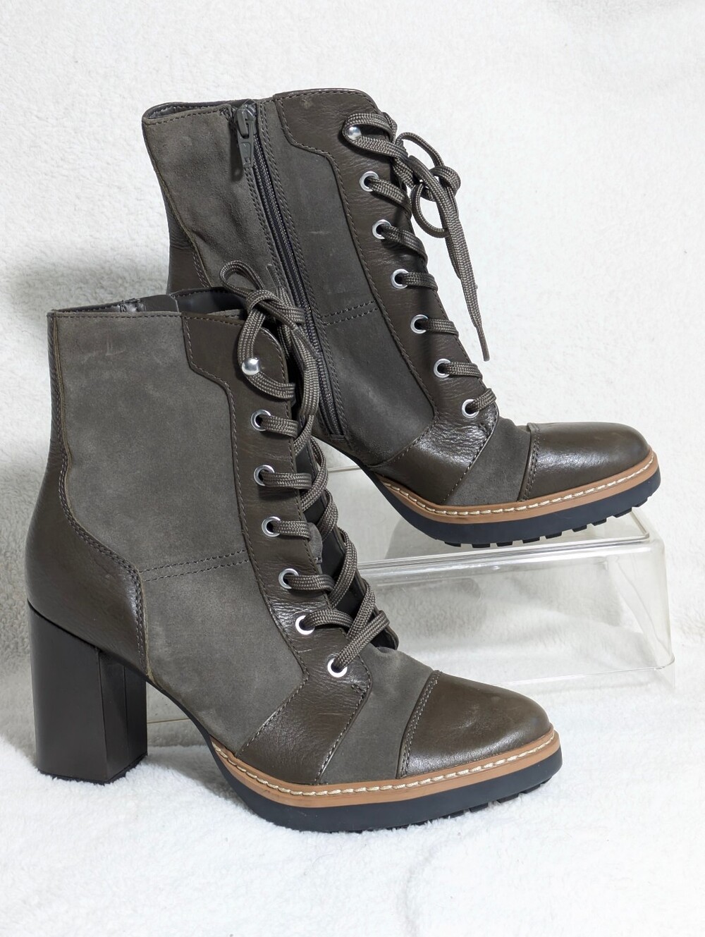 Naturalizer Callie Lace Up Heeled Boot Bootie Leather Suede Chocolate‎ Brown 8.5